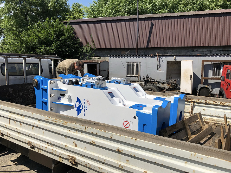 Гідромолот RHINO Breaker 150