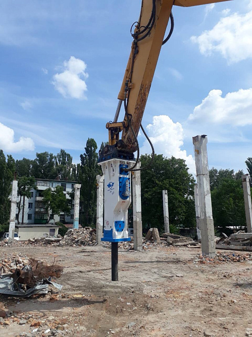 Гідромолот RHINO Breaker 135
